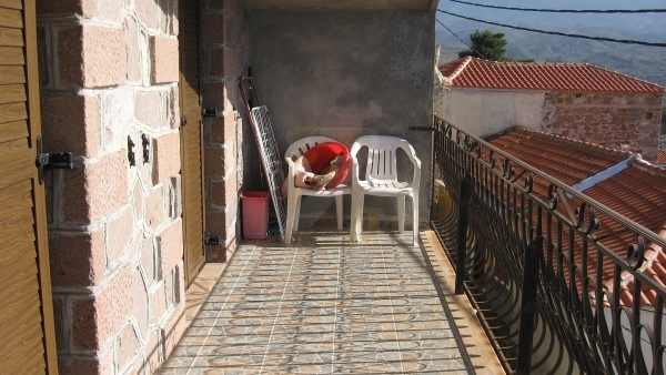 Πωλείται μονοκατοικία στην Μήθυμνα (Μόλυβο) Λέσβου.