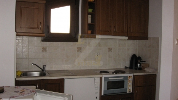 Πωλείται μονοκατοικία στην Μήθυμνα (Μόλυβο) Λέσβου.