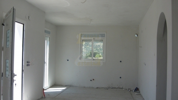 Πωλείται μονοκατοικία στα Παράκοιλα Λέσβου. Πωλείται μονοκατοικία στα Παράκοιλα Λέσβου.