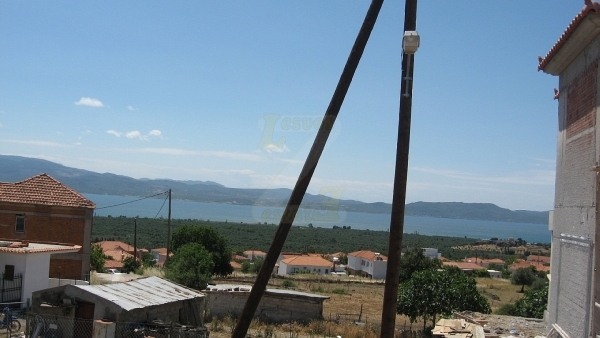 Πωλείται μονοκατοικία στα Παράκοιλα Λέσβου. Πωλείται μονοκατοικία στα Παράκοιλα Λέσβου.