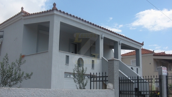 Πωλείται μονοκατοικία στα Παράκοιλα Λέσβου. Πωλείται μονοκατοικία στα Παράκοιλα Λέσβου.