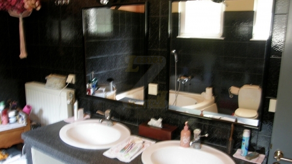 Πωλείται βίλα στην Μυτιλήνη. Πωλείται βίλα στην Μυτιλήνη.