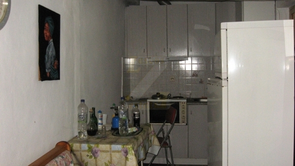 Πωλείται πέτρινη οικία στον Πολιχνίτο Λέσβου.