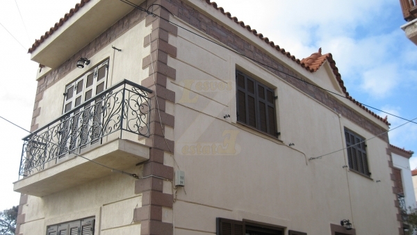 Πωλείται πέτρινη οικία στο Σίγρι Λέσβου. Πωλείται πέτρινη οικία στο Σίγρι Λέσβου.