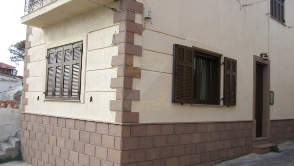 Πωλείται πέτρινη οικία στο Σίγρι Λέσβου. Πωλείται πέτρινη οικία στο Σίγρι Λέσβου.