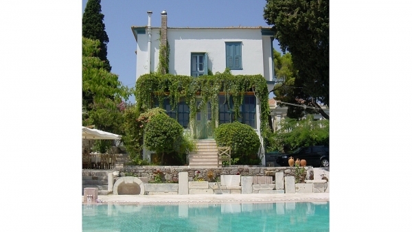 Πωλείται πύργος στην περιοχή Ακλειδιού Λέσβου. Πωλείται πύργος στην περιοχή Ακλειδιού Λέσβου.