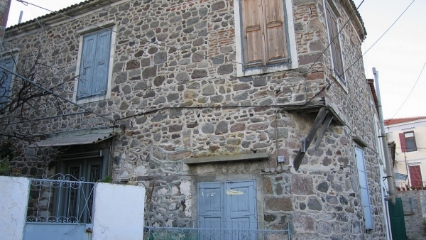 Πωλείται μεζονέτα στην Μήθυμνα (Μόλυβο) Λέσβου. Πωλείται μεζονέτα στην Μήθυμνα (Μόλυβο) Λέσβου.