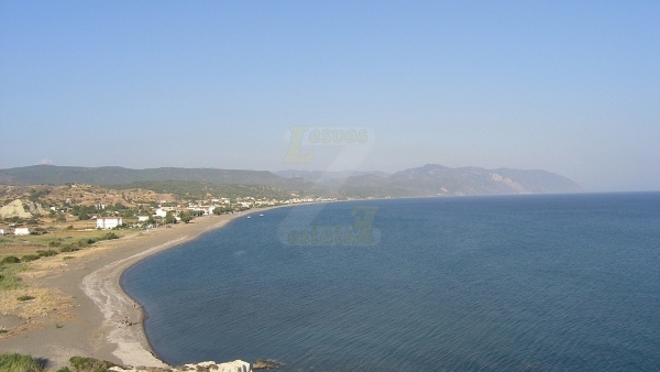 Πωλείται ξενοδοχείο στα Βατερά Λέσβου.