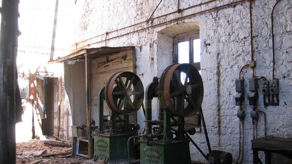 Πωλείται ελαιοτριβείο με όλο του τον εξοπλισμό, στην Κλειώ Λέσβου.