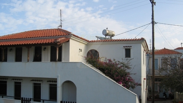 Πωλείται διαμέρισμα στο Σίγρι Λέσβου.