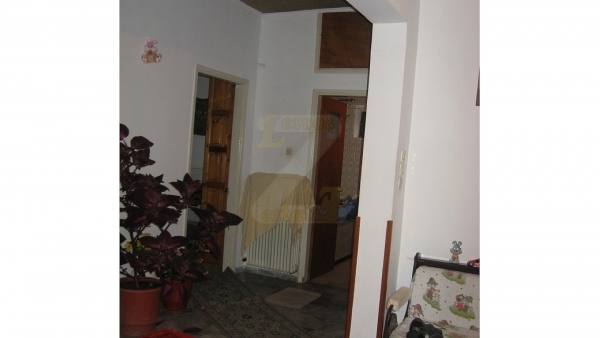 Πωλείται οικία στην Άντισσα Λέσβου.