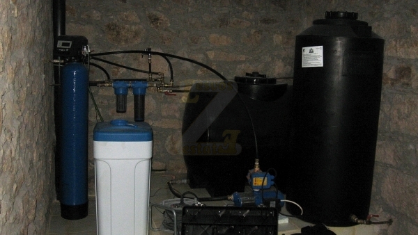 Πωλείται σπίτι με πανοραμική θέα σε βουνό και θάλασσα, στα Βασιλικά Λέσβου.